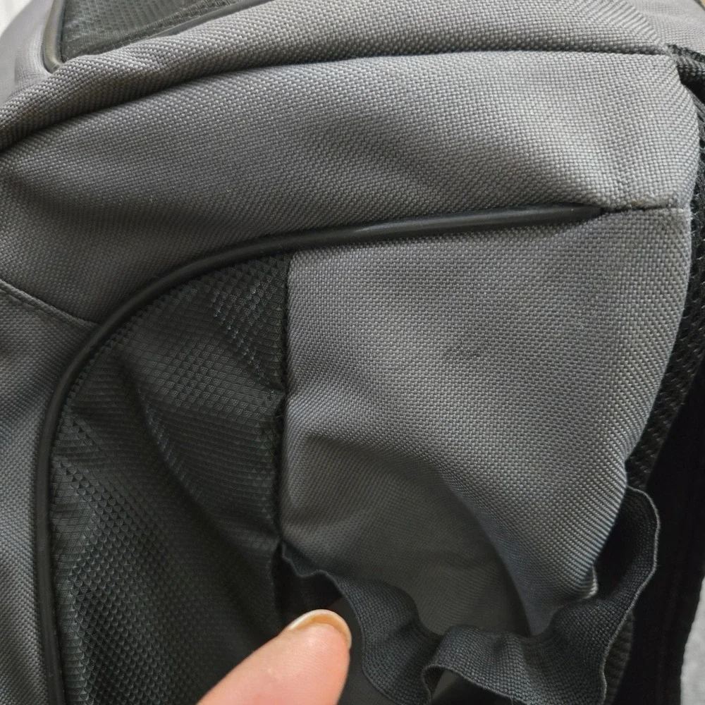 Easton Walk-Off Bat Pack Backpack Unisex Large Gray Baseball Softball Gear Bag